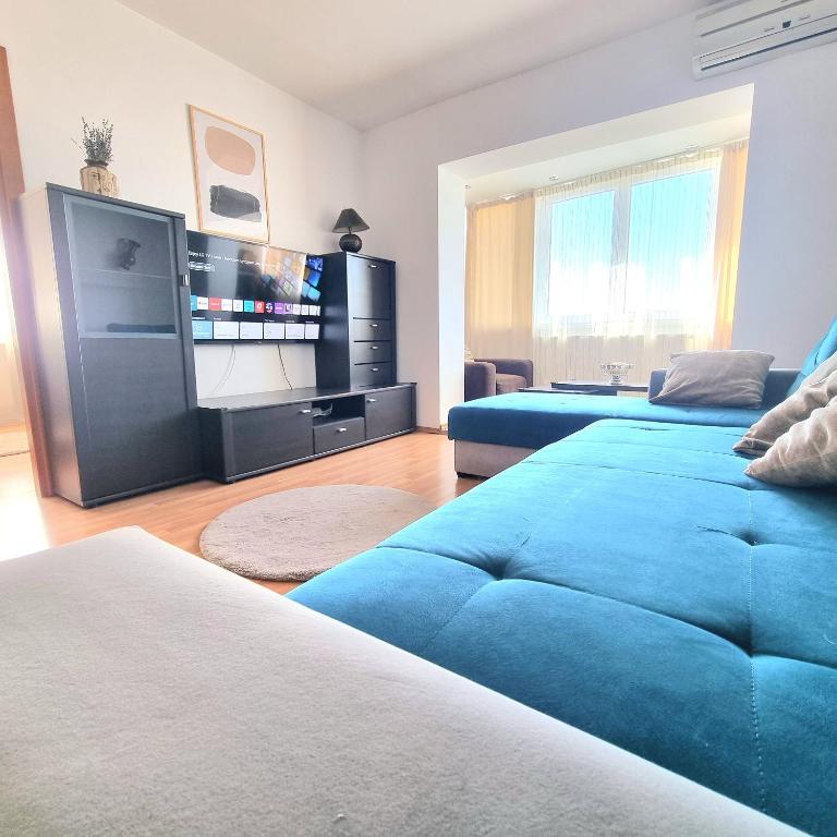 2BDR Spacious and Comfy Flat with Amazing Views - Landmark & City, Bukurešť