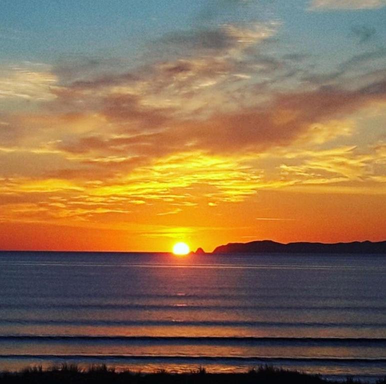 beachfront Pyramid townhouse, Karikari Peninsula