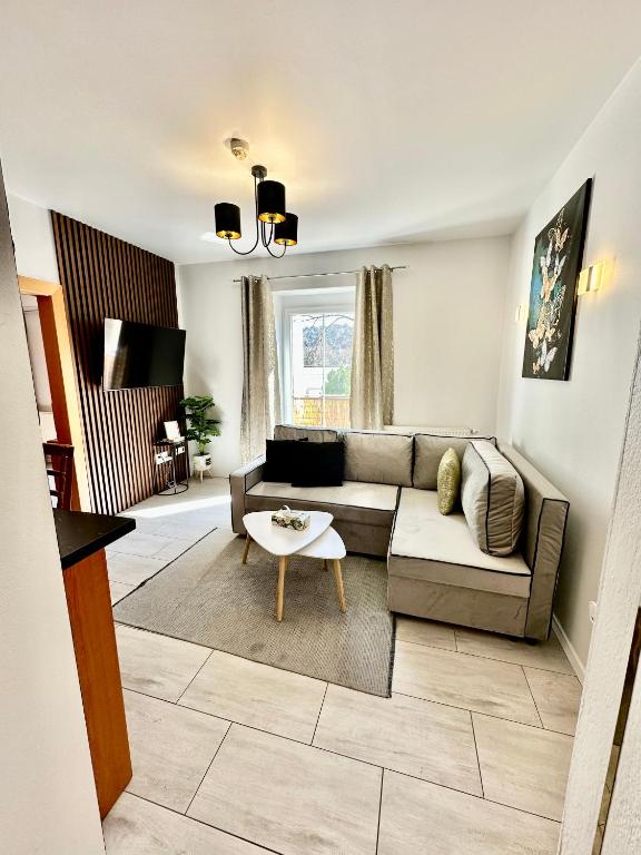 Aura centrum, Piešťany