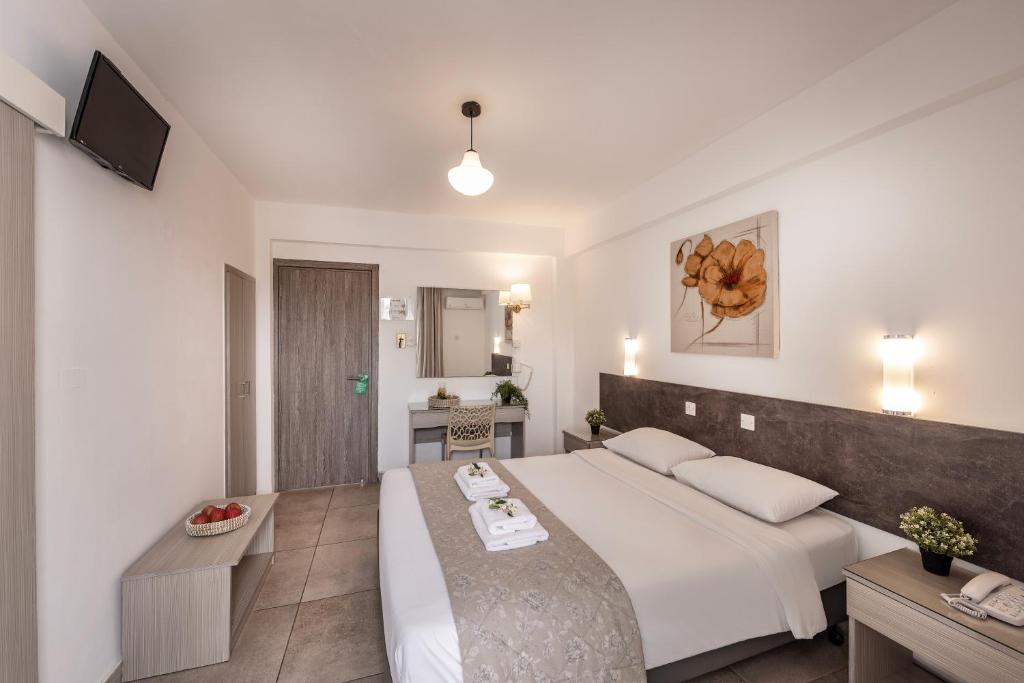 Cactus — Hotel rooms in Larnaca, Larnaca Region
