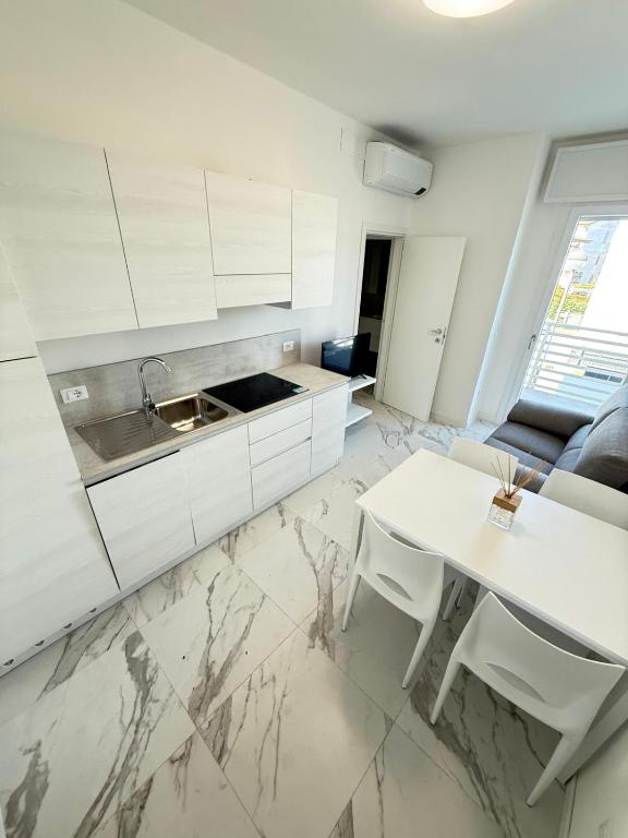 WHITE APARTMENTS - Solo per famiglie- WALTERIGATO APARTMENTS - 1