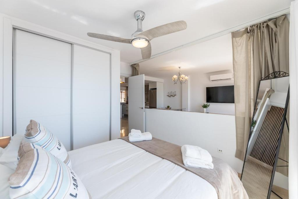 VB Carvajal Sea Views 2BR penthouse - 4