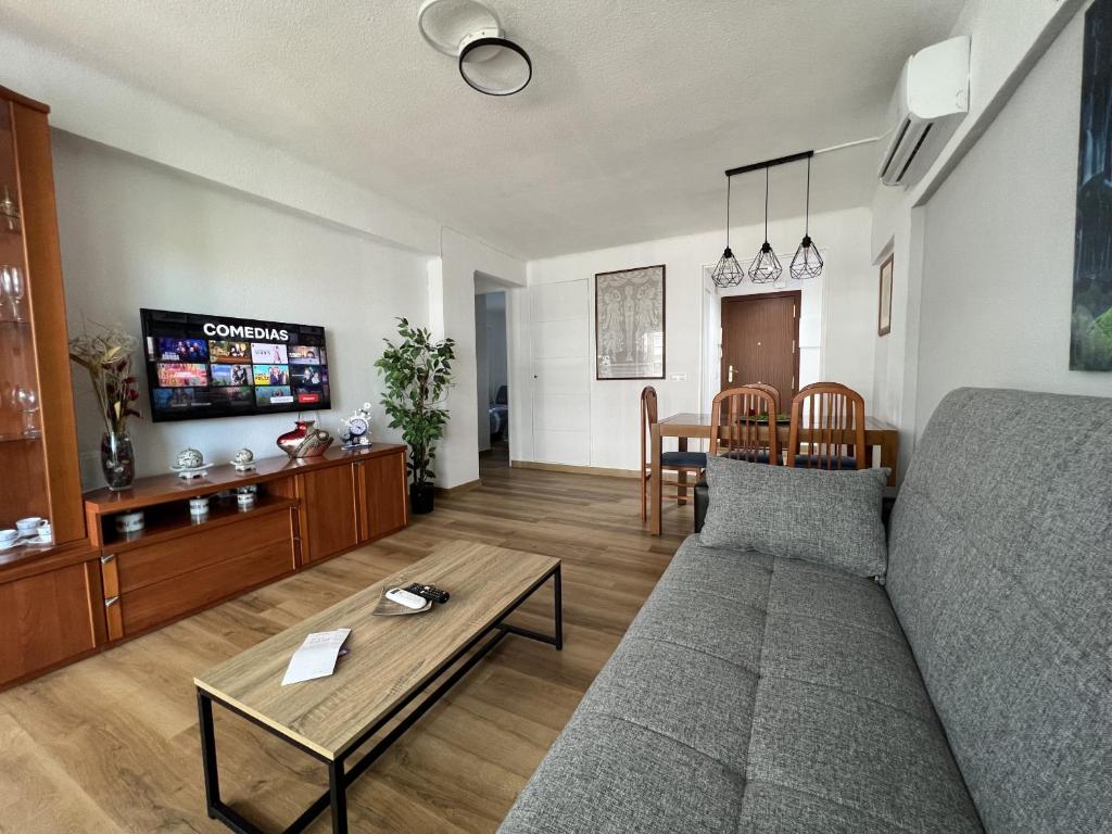 Fabra Apartment - 3