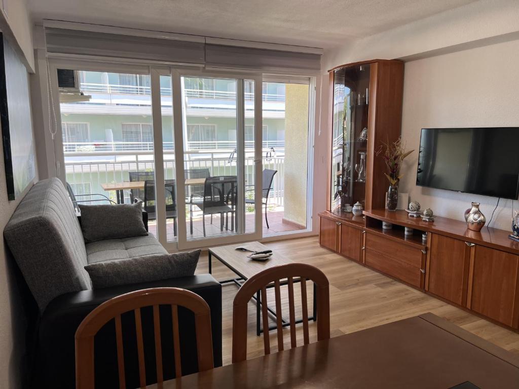 Fabra Apartment - 4