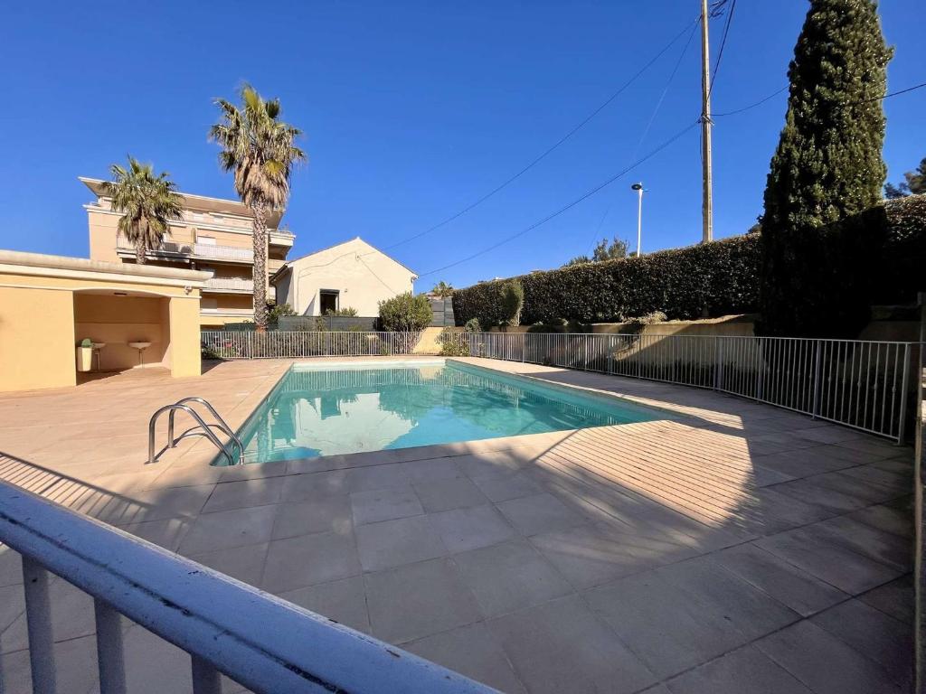 Appartement pour 4 pers. à Cavalaire avec climatisation et animaux acceptés - FR-1-226B-136 - 1