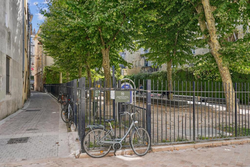 Lavie Maison Central & Hot Tub - 3