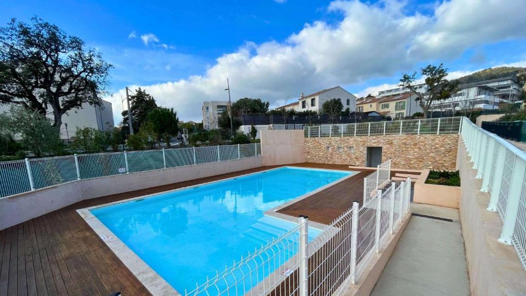 T3 spacieux- Clim- Piscine - 2