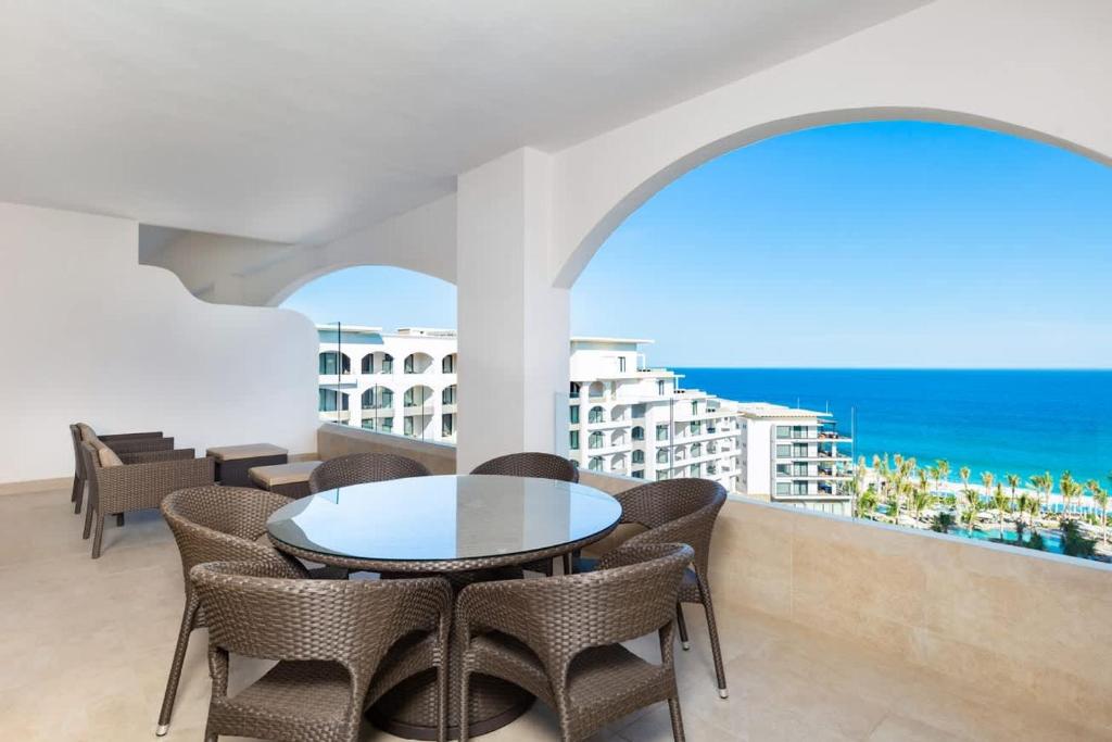 2BD Oceanview Suite Villa La Valencia Cabo - 4