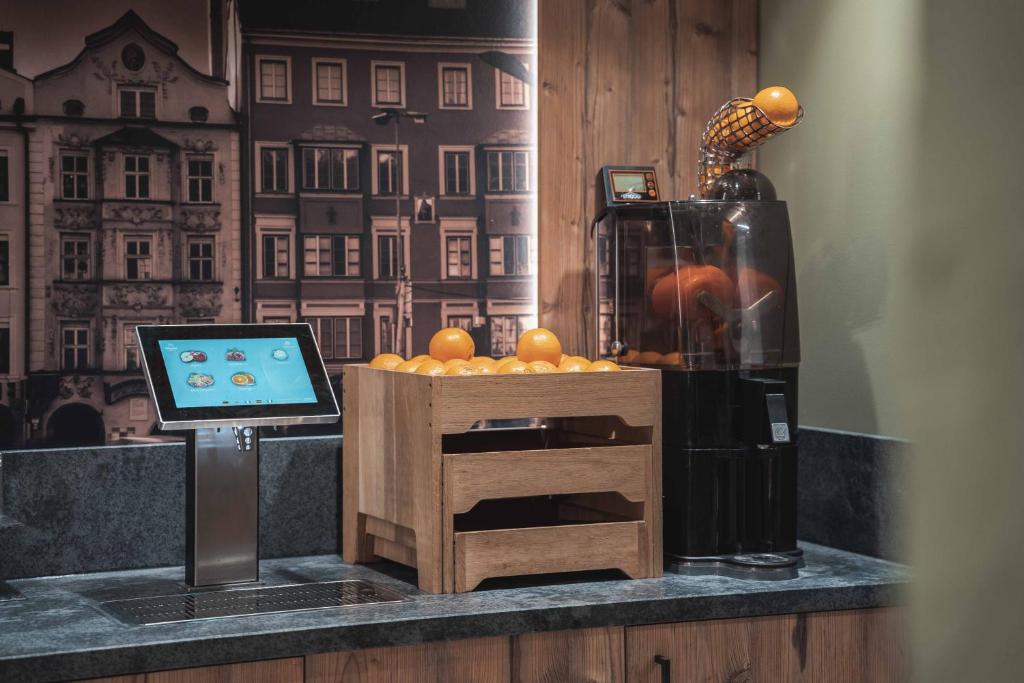 อาหารและเครื่องดื่ม