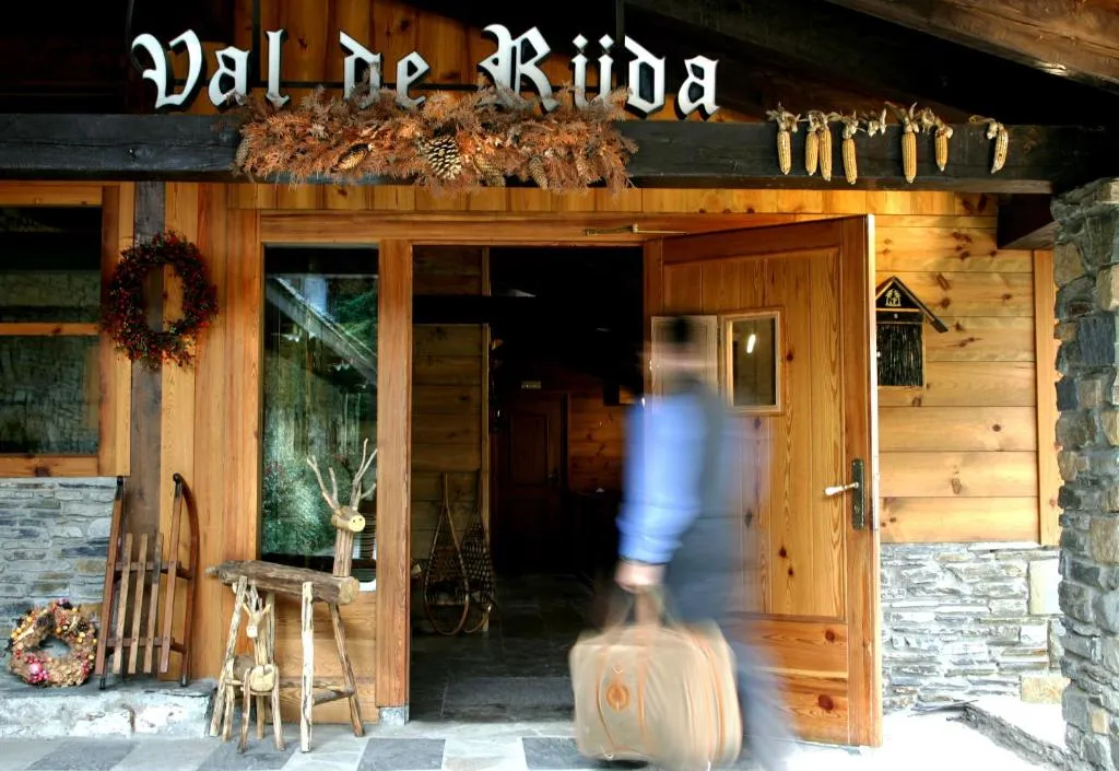 Hotel Val de Ruda，位于巴奎伊拉-贝莱特的酒店