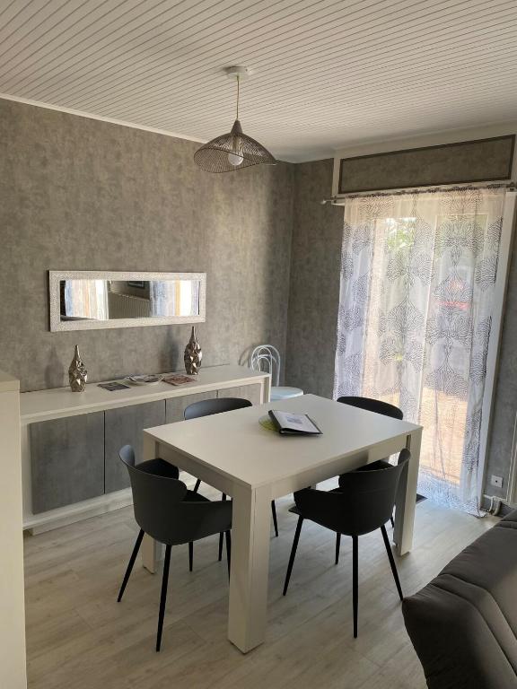 Maison avec jardin - 3