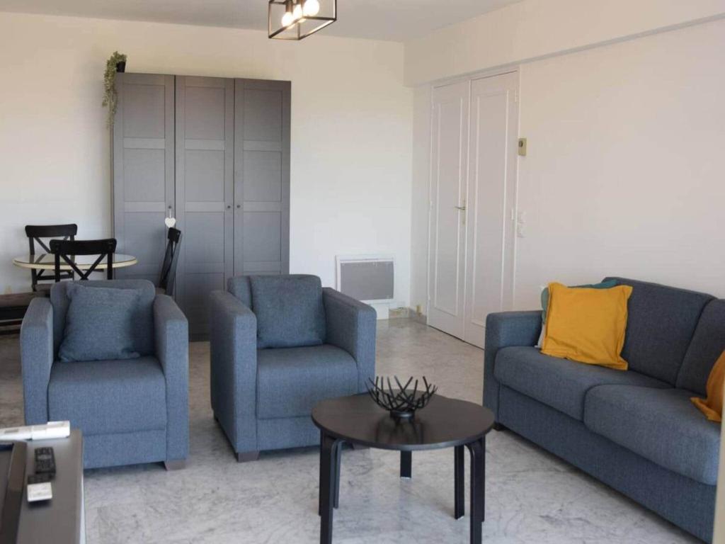 Apartment in Golfe Juan with Sea View - 3