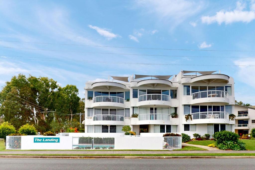 6 The Landing, Noosaville