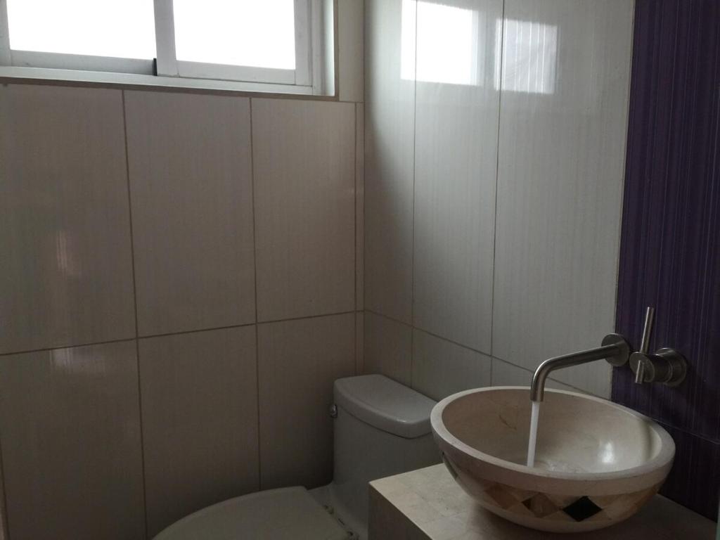 Mini suite in excellent location! - 3