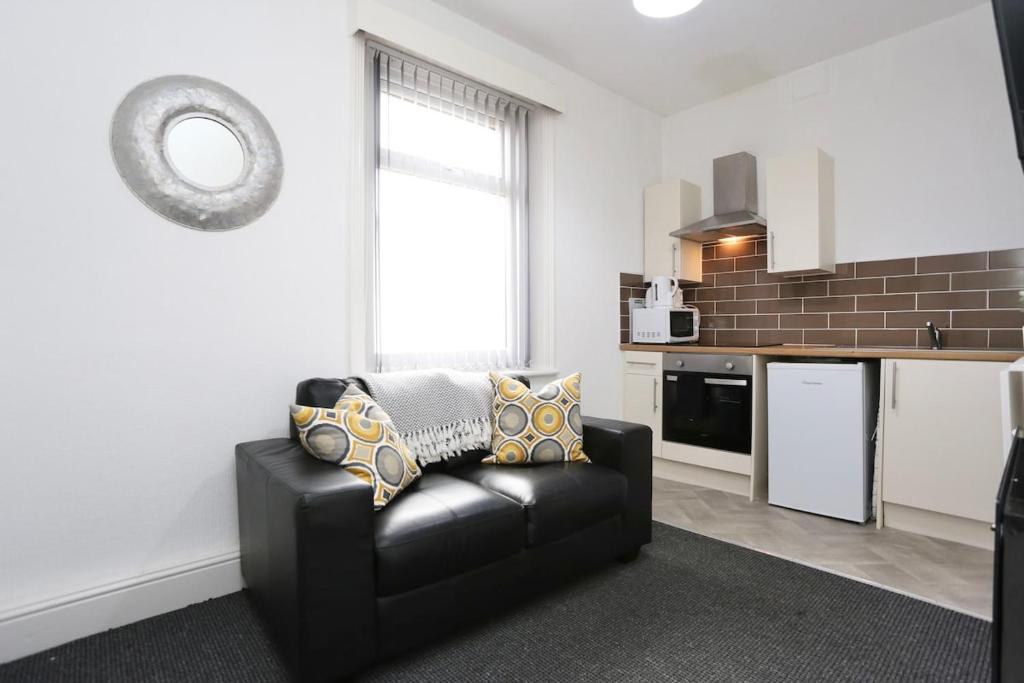 Avalanche 1 Bed Apartment, Blackpool
