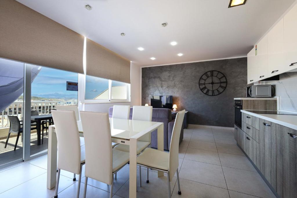 Spacious & Quietly Located 2BD Penthouse with Large Terrace & Distant Sea Views, St Paul's Bay