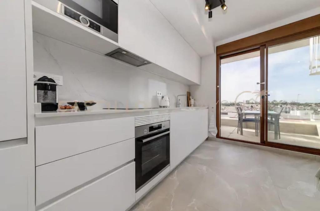 Luxury Penthouse - Rooftop Pool - 100m to the Sea - 3