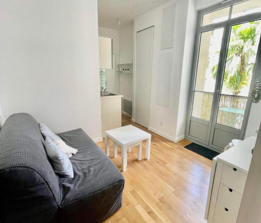 Nice two-rooms with balcony in Nice - 2