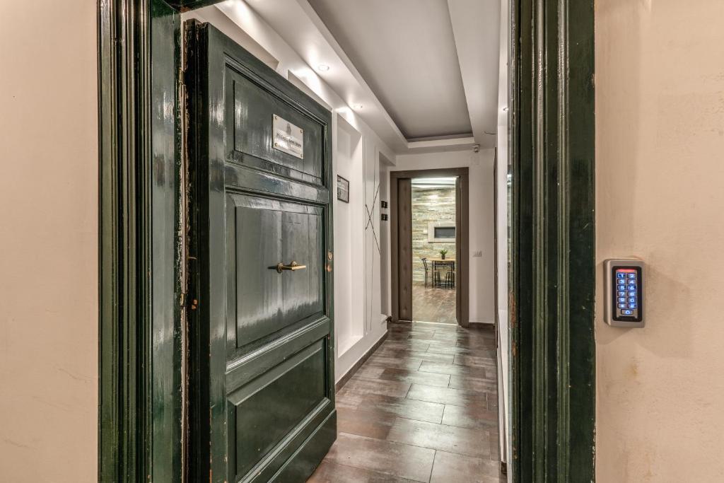 フロント・ロビー