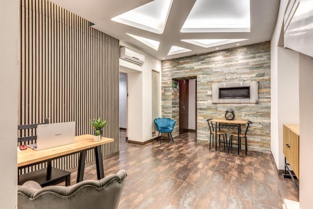 フロント・ロビー