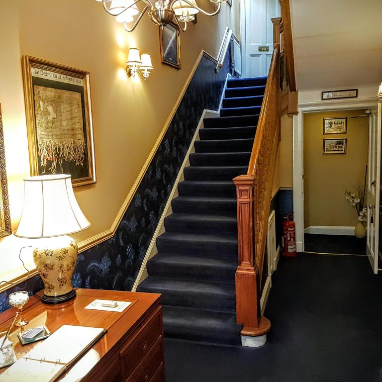 AmarAgua Guest house — Hotel in Edinburgh