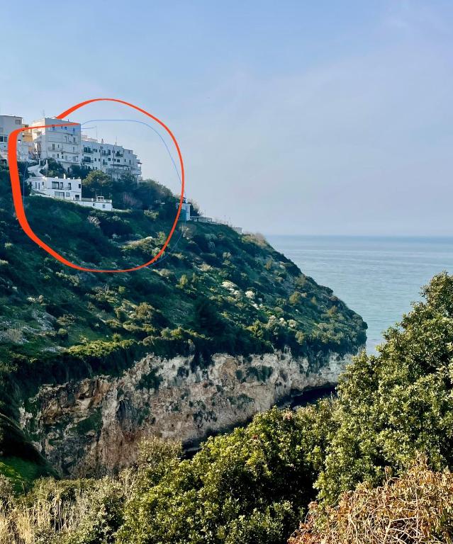 Baia Scirocco Bed and Breakfast - 2