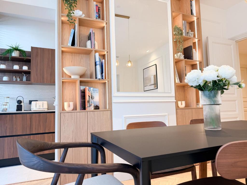 12B - APARTMENT FACING PORT & Town Hall - 2
