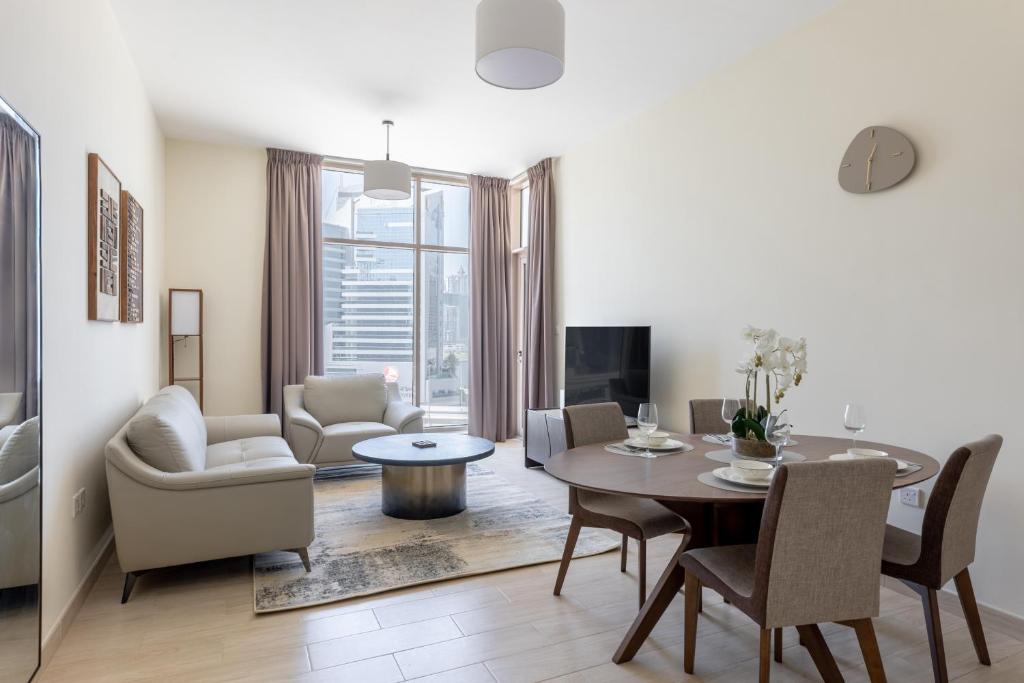 Brand New, Partial Canal View, Business Bay, Dubaï