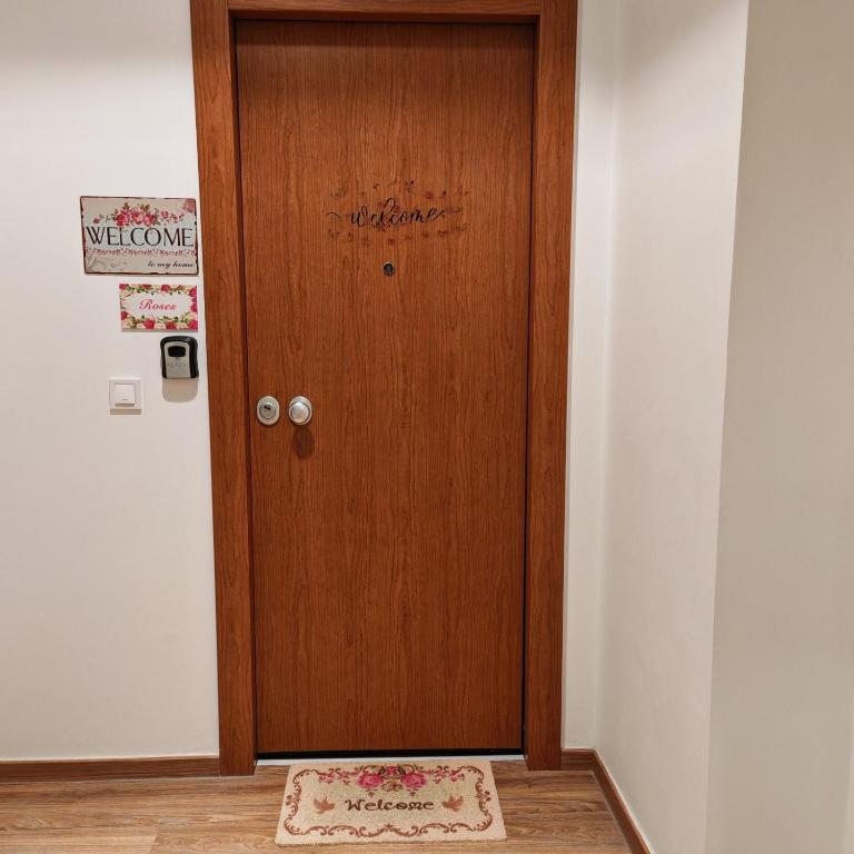 Domenica's Corfu - Roses Apartment, Korfu