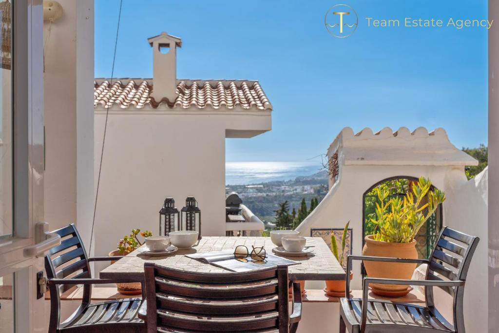 Nature Escape and Nerja Largest Pool Area, Nerja