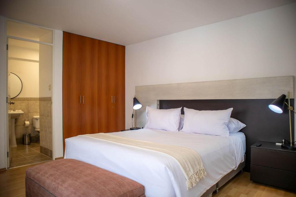 Stunning 3BR in Miraflores - 3