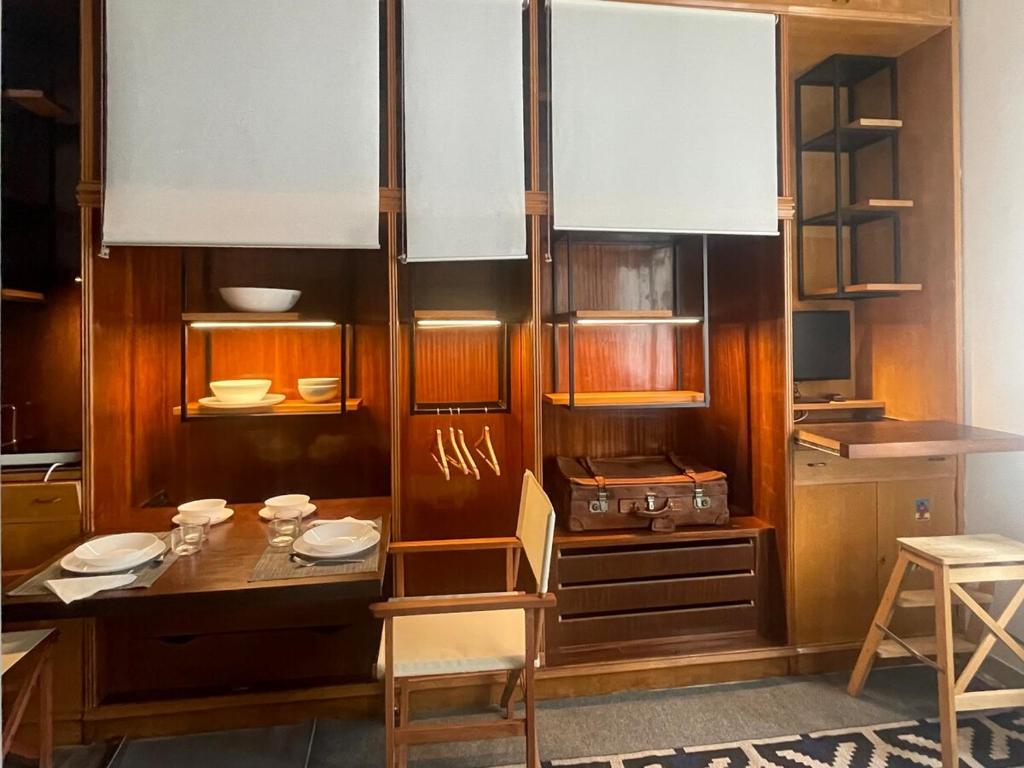 BEDROOM FOR TWO or 3 with kitchenette FREE BIKES - 4