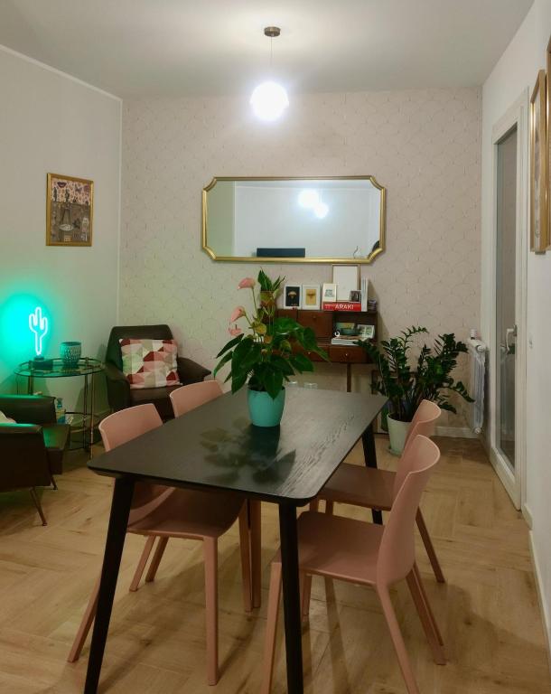 Moderno bilocale con ampio balcone - 2