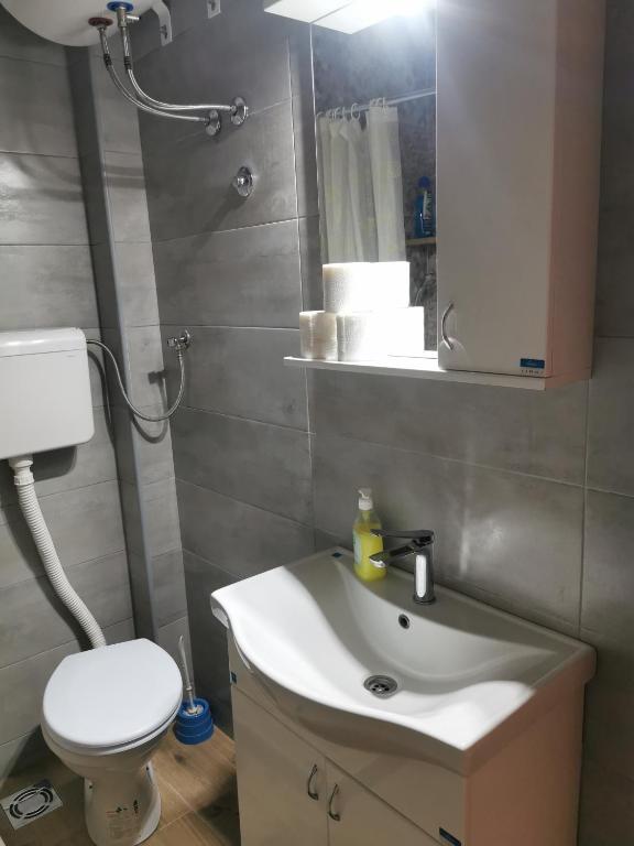 Apartmani Manila, Vrnjačke terme-popust, SPA centar Pegaz-popust, garažno mesto - 2