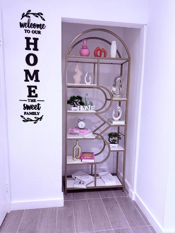 Cozy & stylish home for rent, Houston