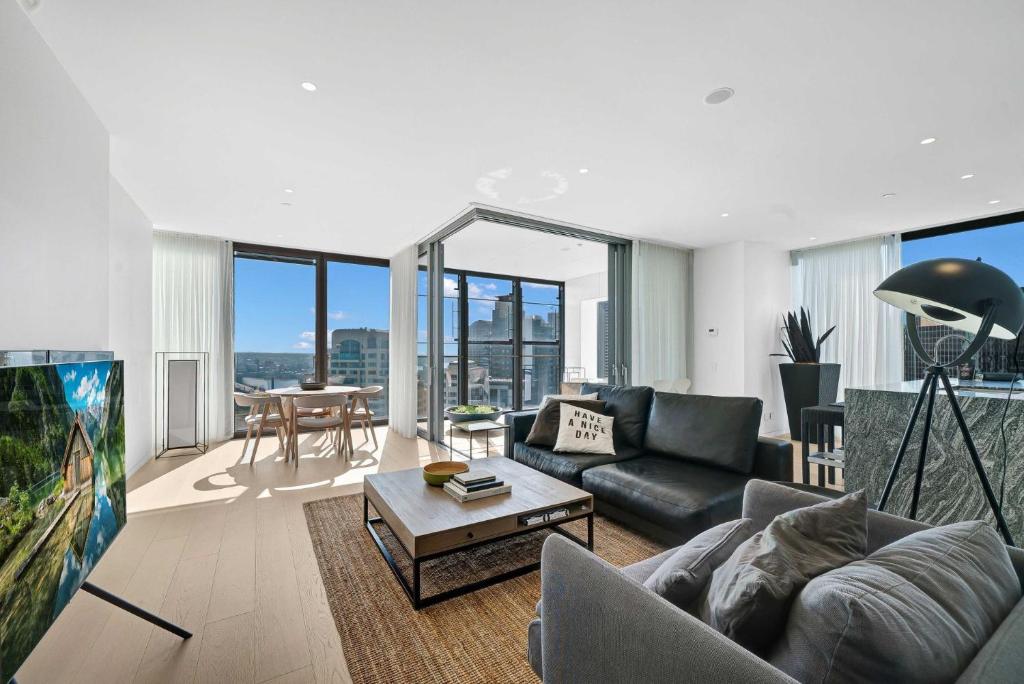 Modern Elegance Barangaroo I90, Sydney