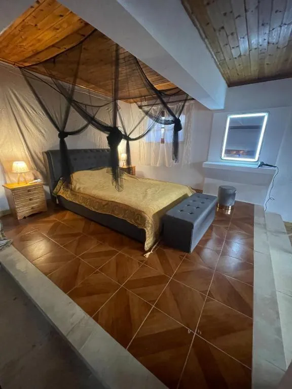Ελαιών, hotel v destinaci Kythnos