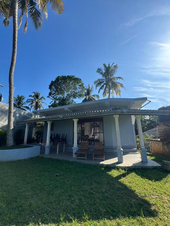 pemuyan mirissa70, Mirissa (jih)