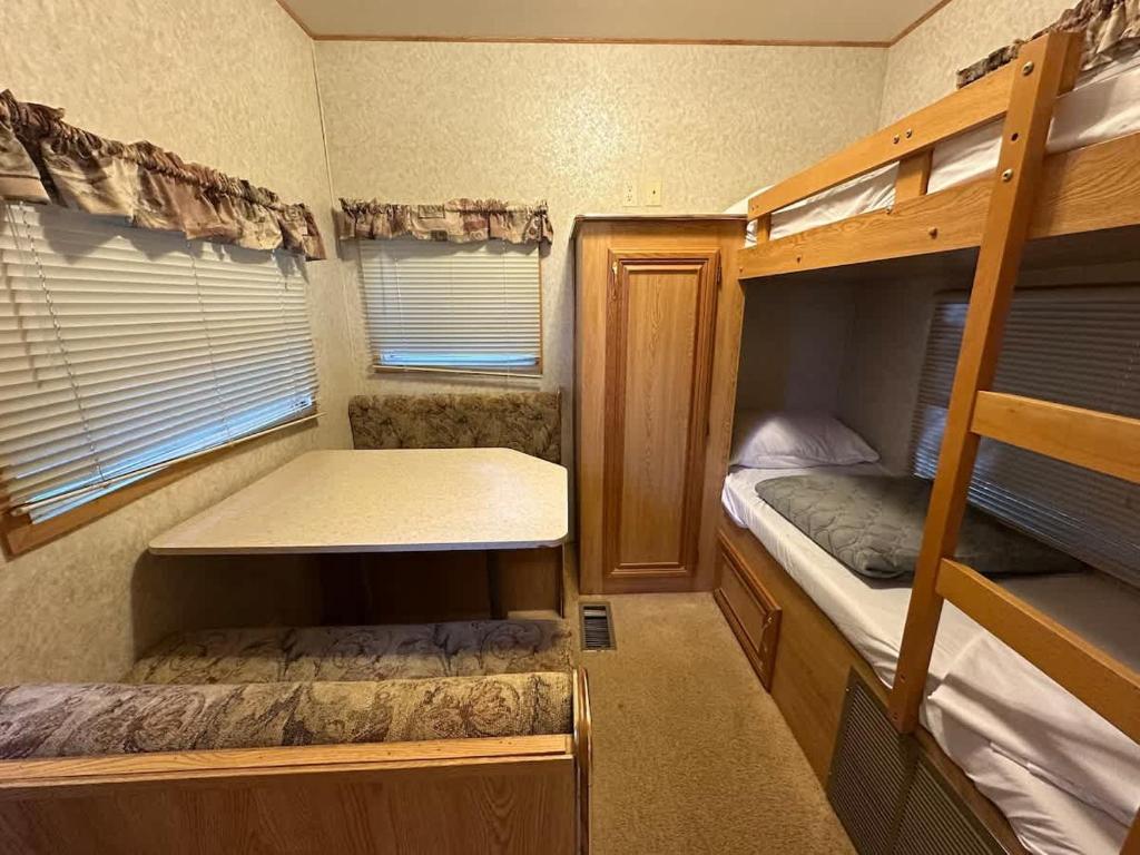 Lakefront RV Cottage in Parry Sound #14, Parry Sound