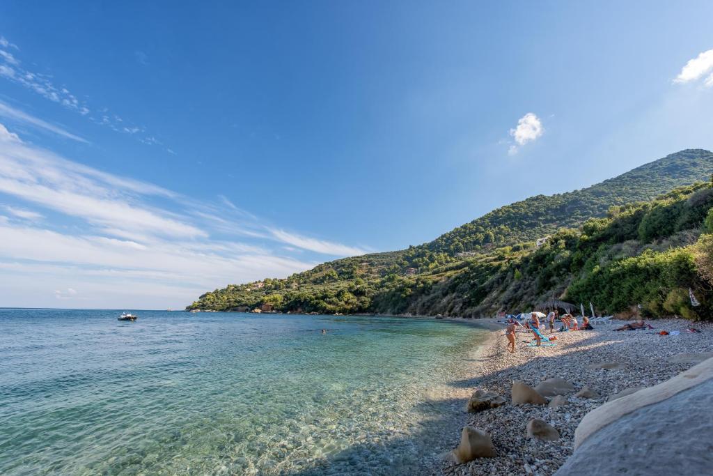 Lithalona Villas & Houses photo