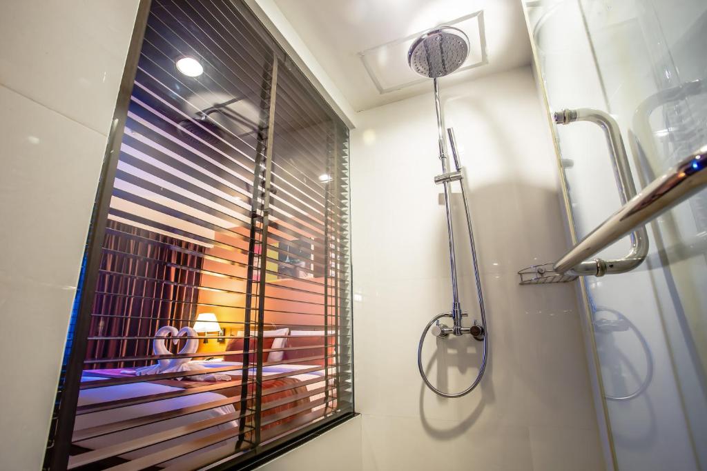 Bangkok Nouvo City Hotel Additional