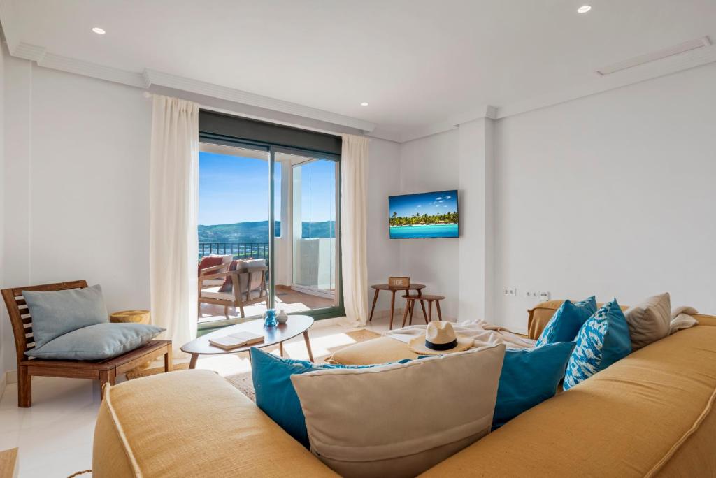 Panoramic flat in Casares M56 - 2