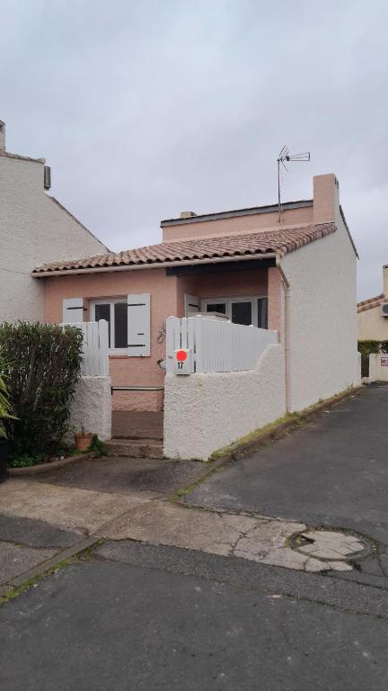 Maison village occitan accès direct à la plage - 1