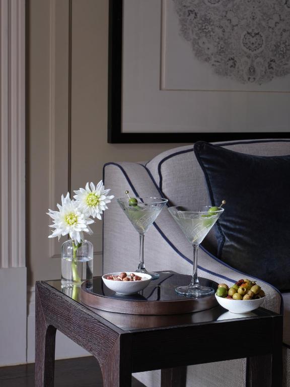 อาหารและเครื่องดื่ม