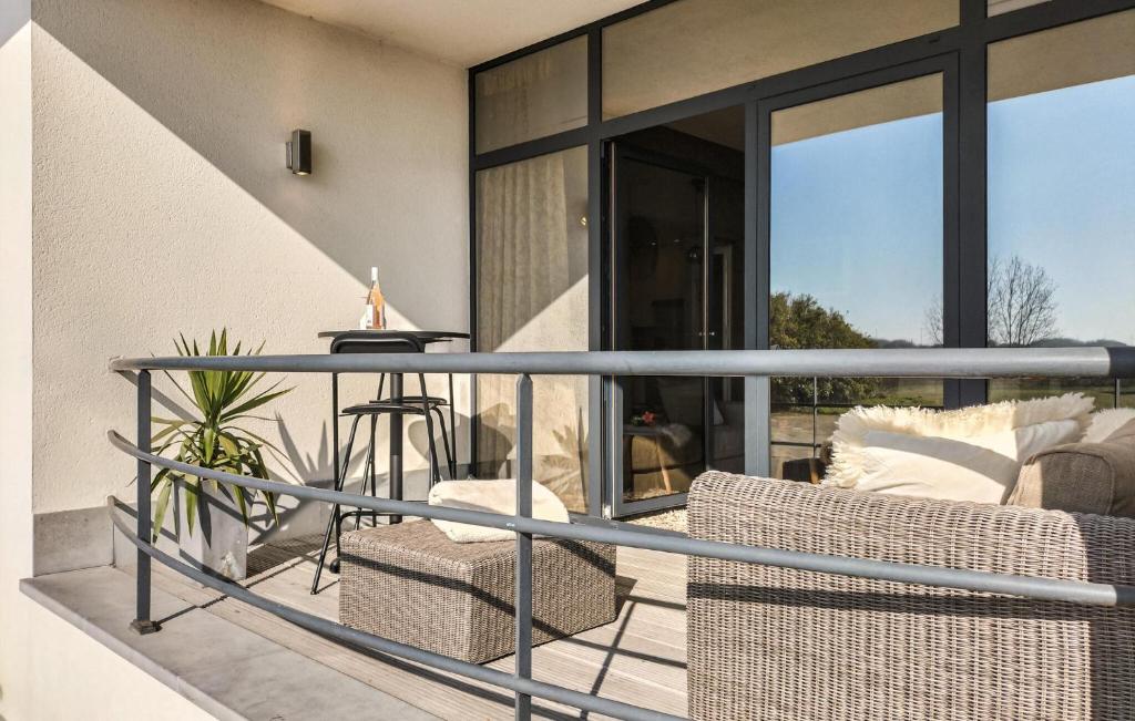 Amazing Apartment In Oostende With Wifi, Ostende