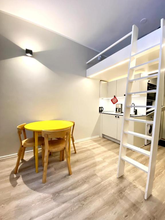 Modern and compact, Kamppi, Helsinky