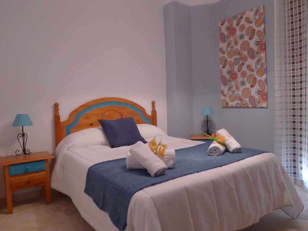 Hostel Conil - Habitaciones con baño privado en el centro de Conil - 1