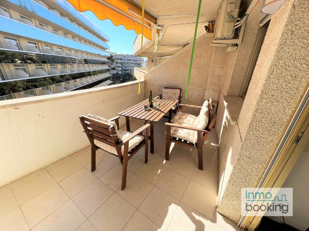 Arquus Beach Salou , climatizado y con piscina - 5