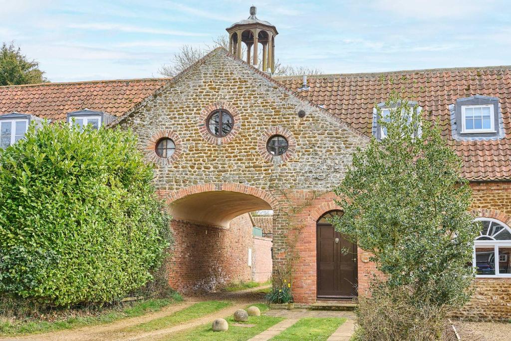 Host & Stay - The Clock Tower, Snettisham