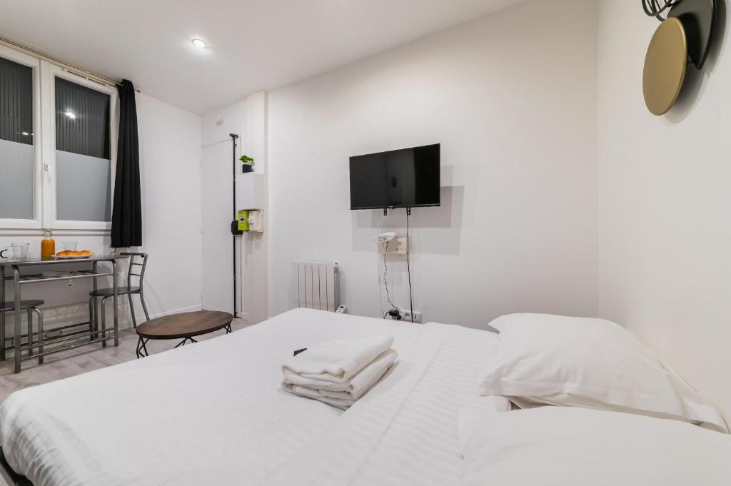 Studio fonctionnel hopital bichat - paris 18 - 2P - 2